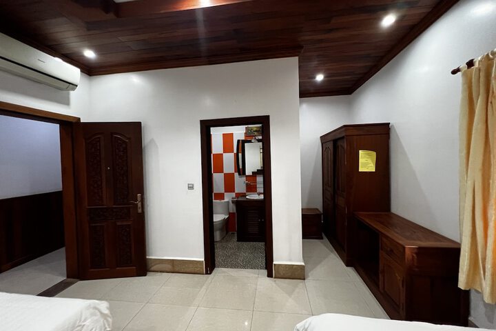 Room 26 of 71
