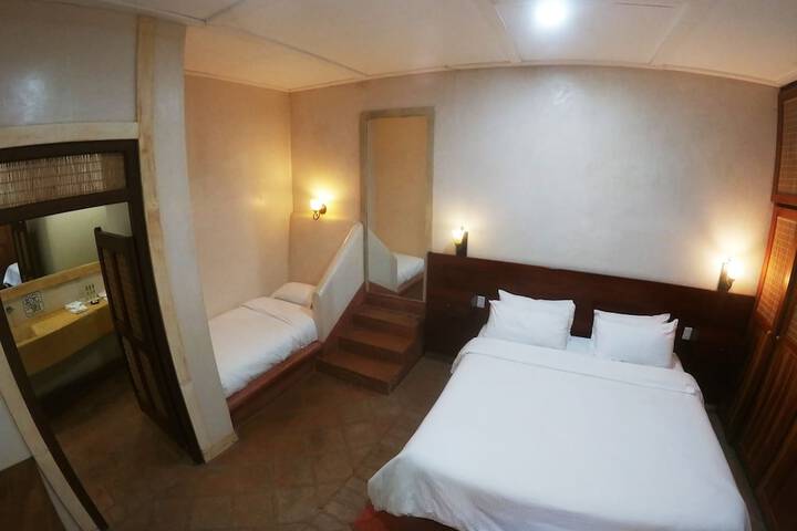 Room 26 of 99