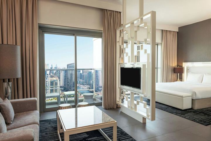 Room 58 of 107