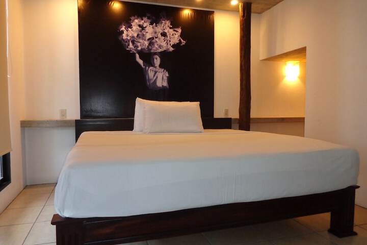 Room 7 of 34