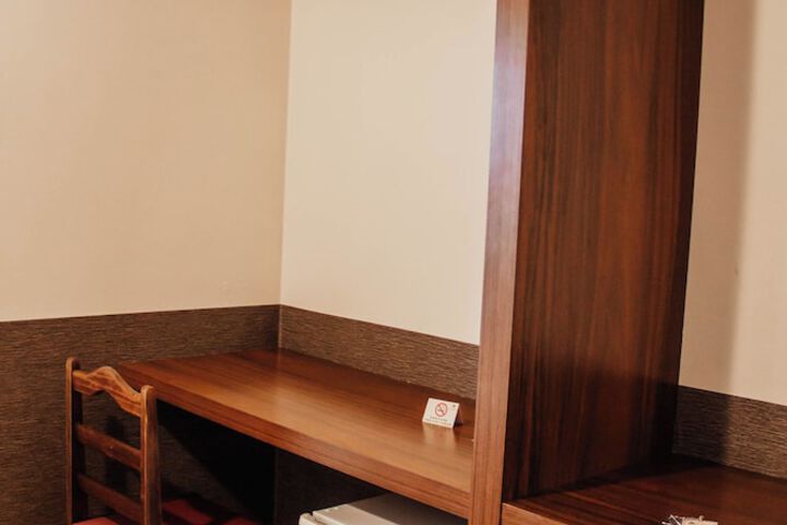Room 84 of 181