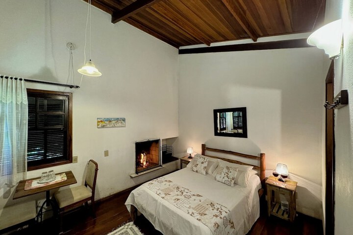 Room 8 of 88