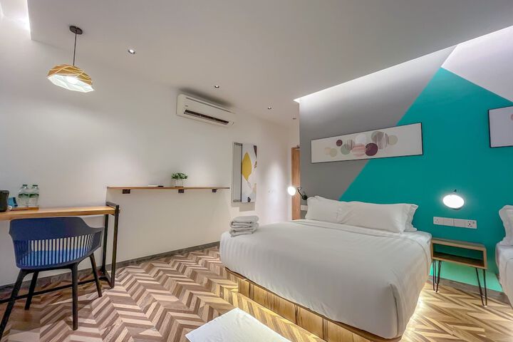 Apple 1 Hotel Queensbay