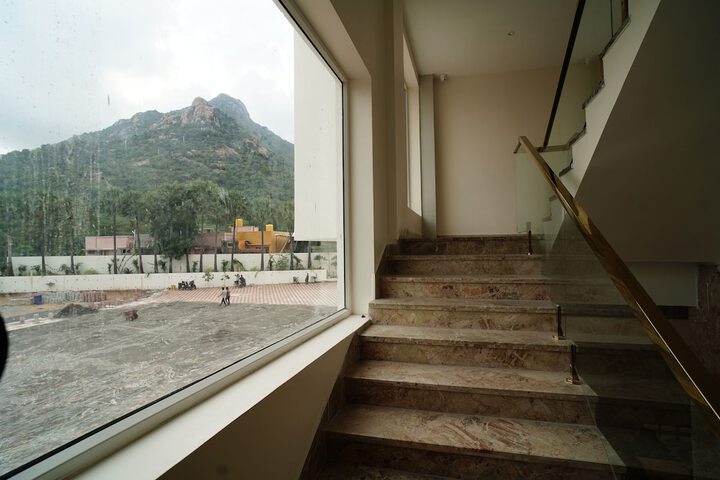 Hotel 85 of 103
