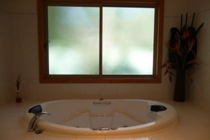 Room 3 of 27