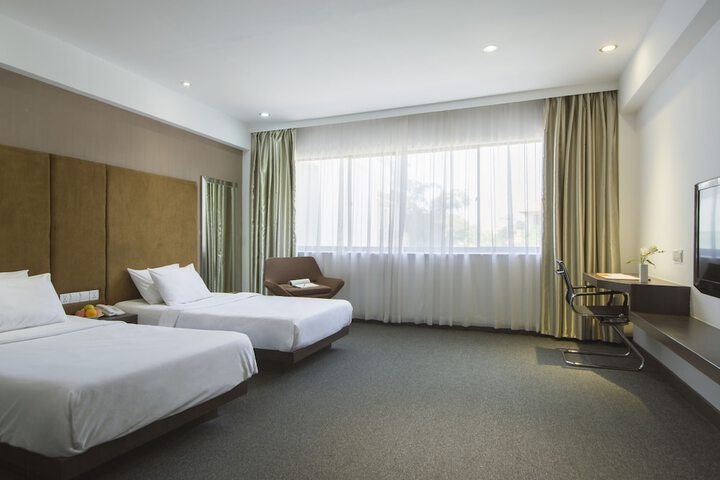 Room 48 of 114
