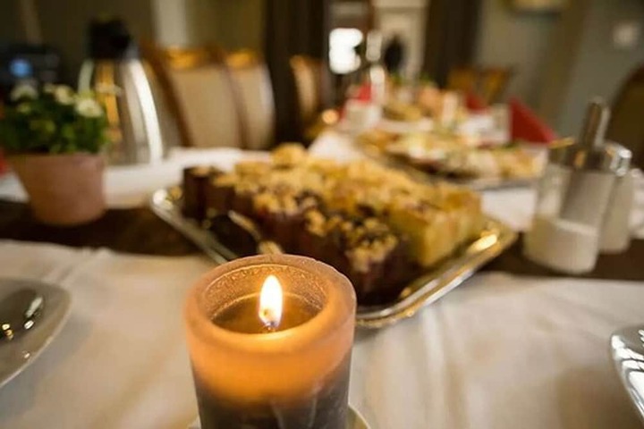 Dining 21 of 42