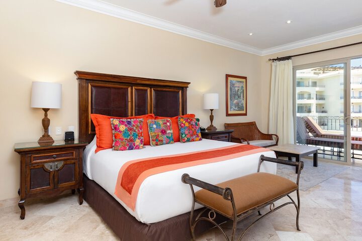 Room 10 of 65
