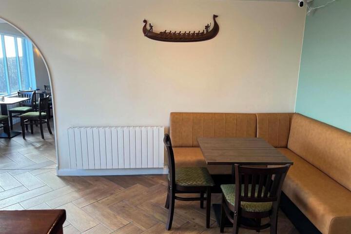 Dining 82 of 139