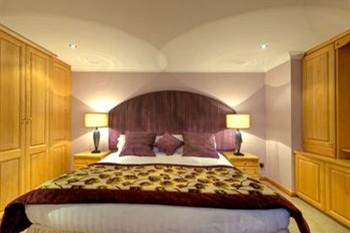 Room 42 of 110