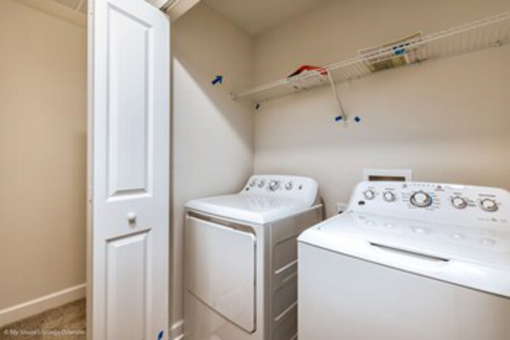 Laundry 13 of 40