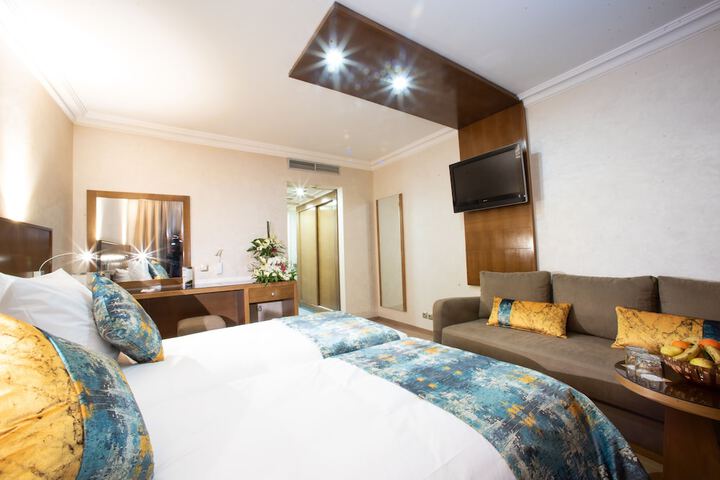 Room 24 of 255