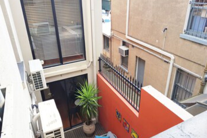 Hotel Exterior 7 of 47