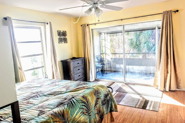 Room 7 of 51