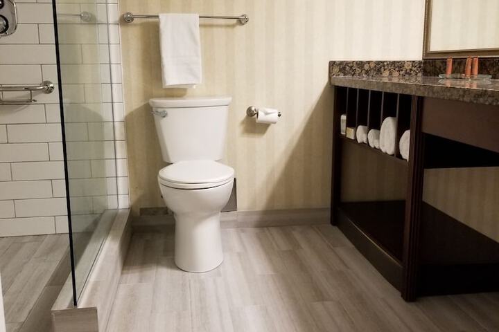 Room 47 of 152