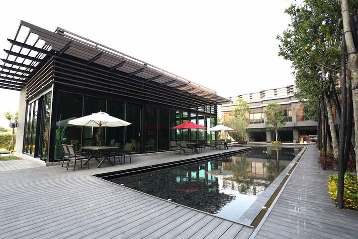 Terrace/Patio 20 of 21