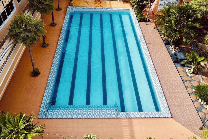 Pool 36 of 54
