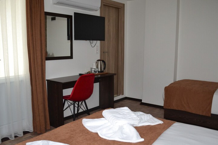 Room 50 of 88