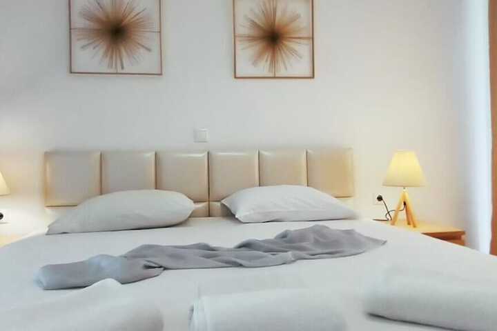 Room 19 of 72