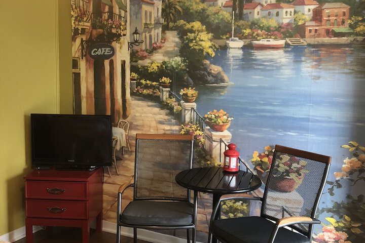 Room 7 of 30