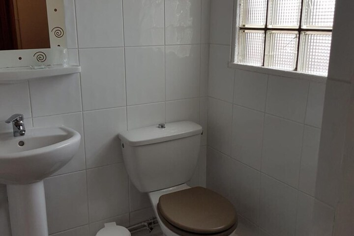 Room 46 of 69