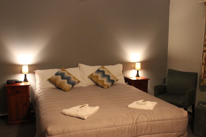 Room 8 of 36