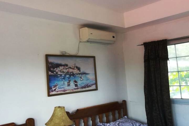 Room 5 of 24