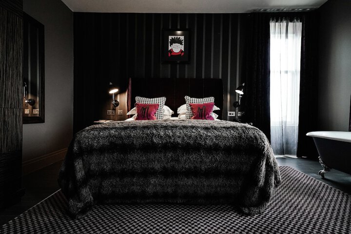 Room 31 of 90