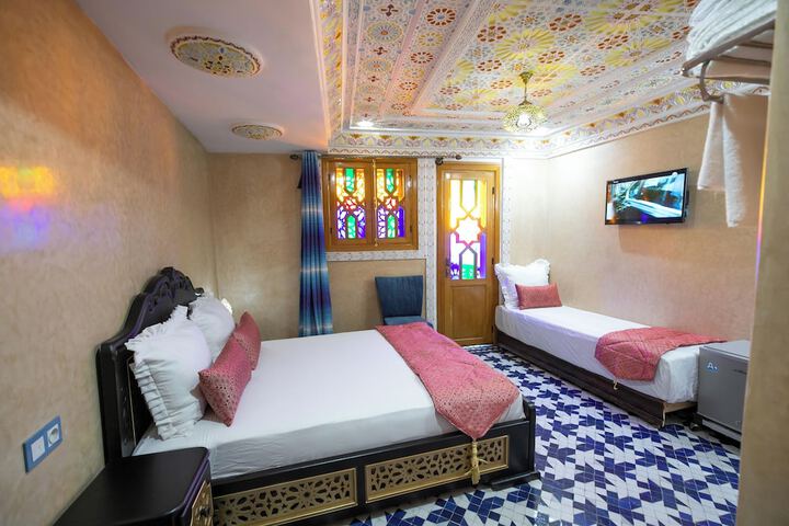 Room 8 of 20