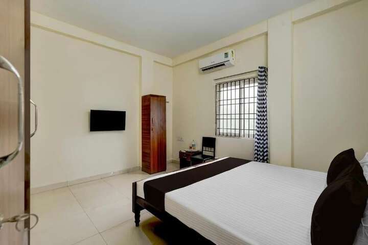 Room 3 of 13
