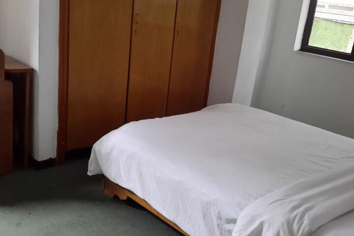 Room 14 of 24