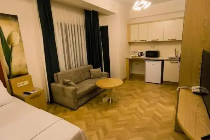 Room 2 of 16