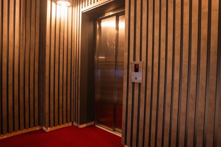 Hotel 85 of 86