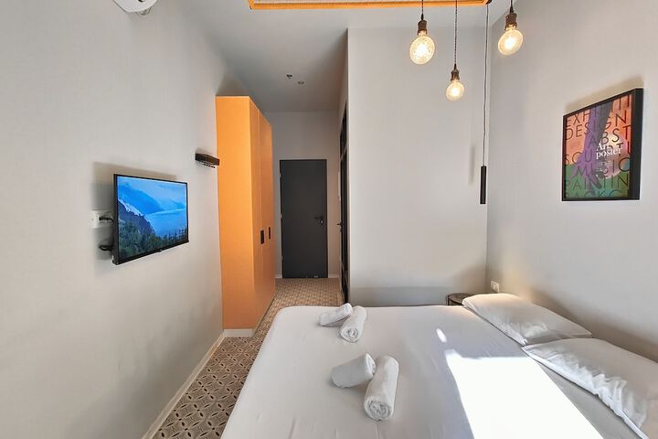 Room 9 of 57