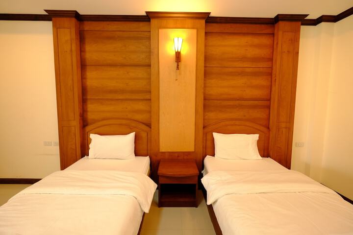 Room 7 of 47