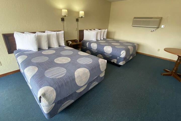Room 14 of 41