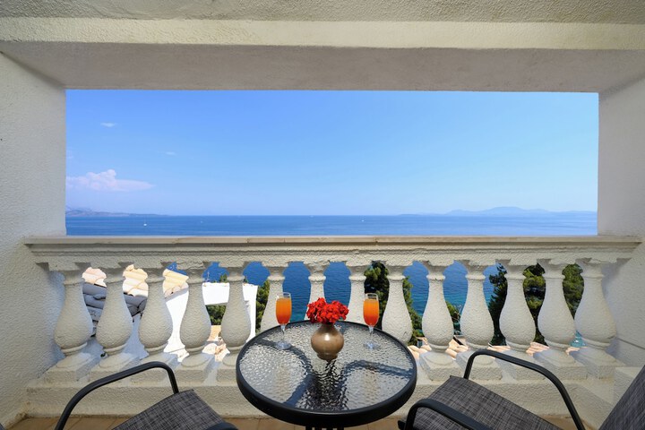 Terrace/Patio 52 of 180