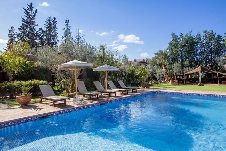 Hotel with Pool