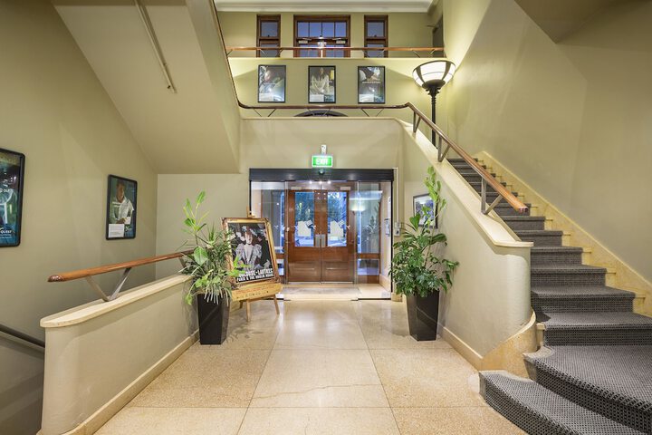 Hotel 2 of 32