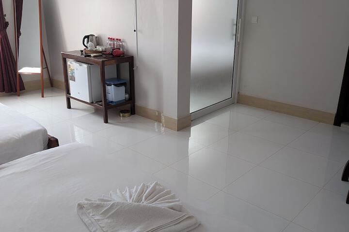 Room 14 of 24