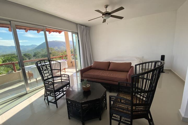 Room 6 of 21