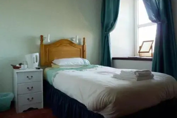 Photo of BROWN TROUT HOTEL