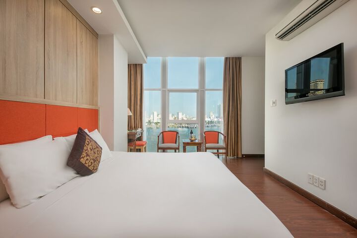 Room 19 of 59