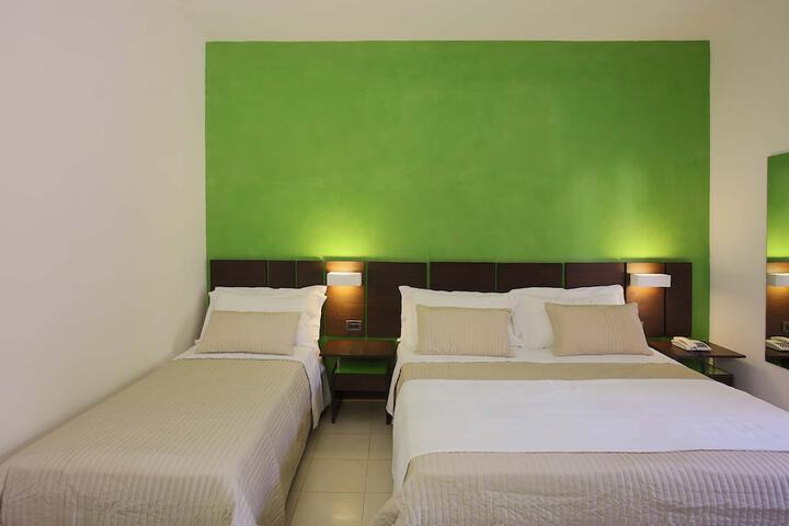 Room 8 of 63