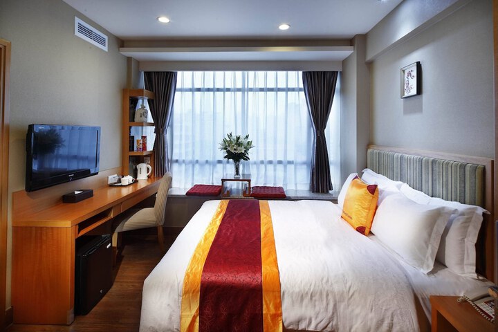 Room 22 of 47