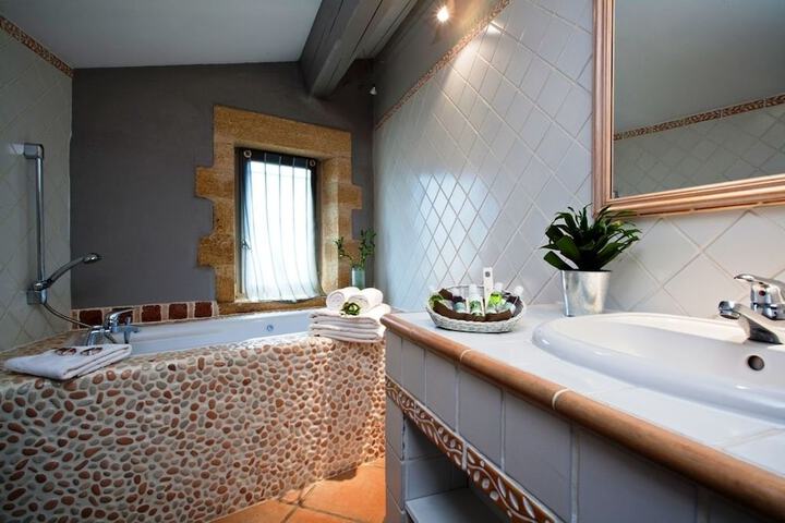 Bathroom Interior Photo