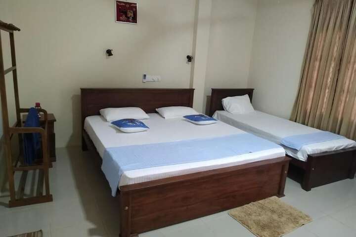 Room 14 of 48