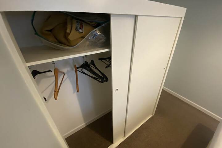 Room 30 of 87