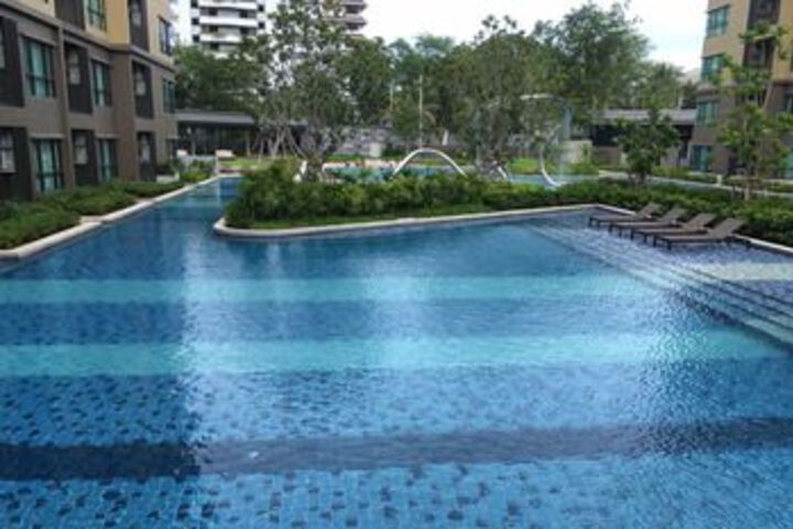 Pool 12 of 30