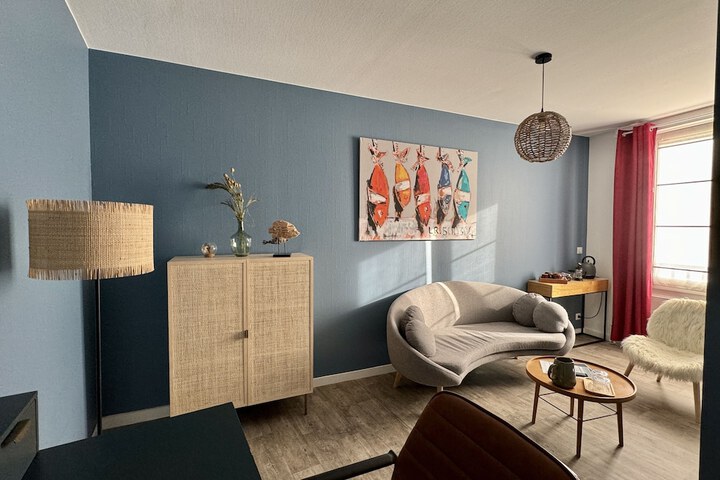 Room 28 of 82